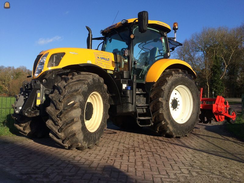 tractor huren grondfrees vario traktor overtop frees verticuteermachine huren