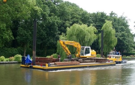 koppelbare ponton duwboot drijvend materieel