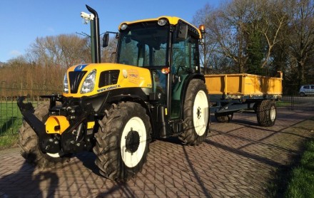 entreeding tractor kipper smalspoor tractor awd